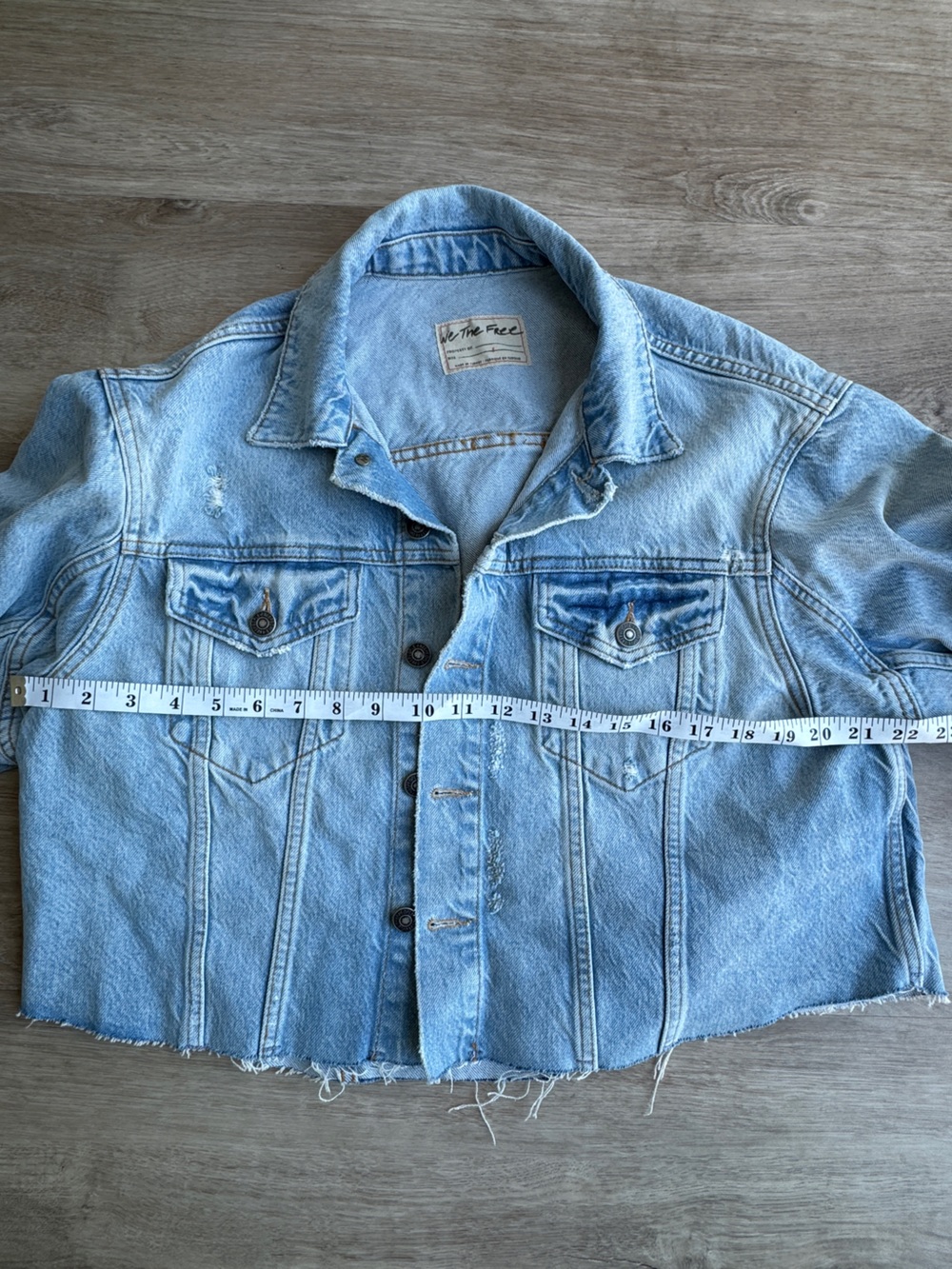 We The Free By Free People Amelia Distressed Cropped Denim Oversized Jacket S - Picture 6 of 9